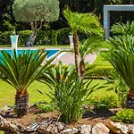 Bella Foresta Villa *
