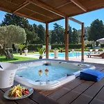 Bella Foresta Villa