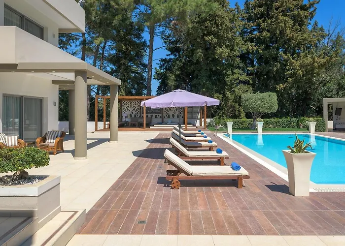Bella Foresta Villa Ialysos (Rhodes)