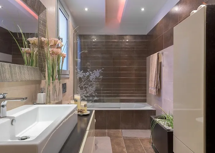 Bella Foresta Villa *