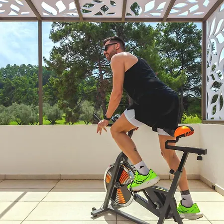 Bella Foresta إياليسوس